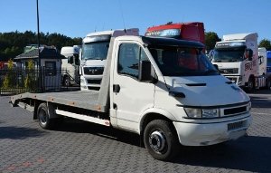 Фото эвакуатора бычок.