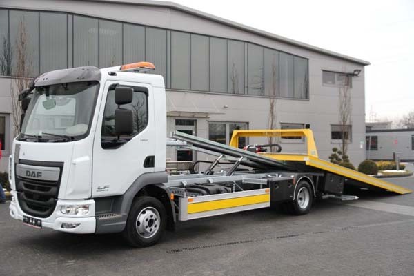 Фото эвакуатора в Екатерибурге